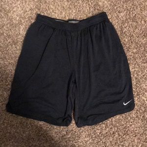 XL Navy Nike shorts!